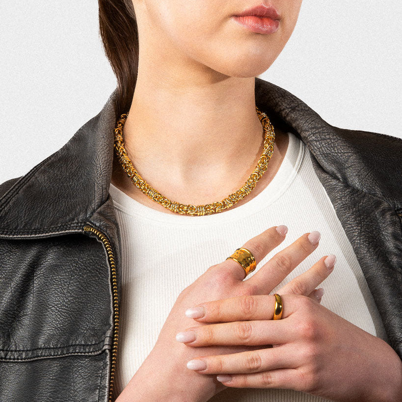 Sarah Chained Necklace